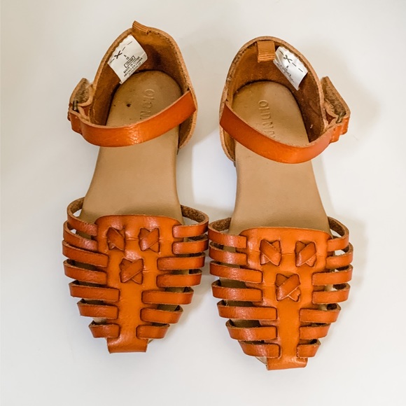 Old Navy Other - Old Navy Woven Basket Weave Flats